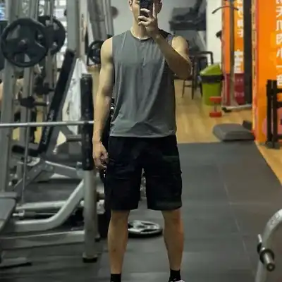 赵玲
